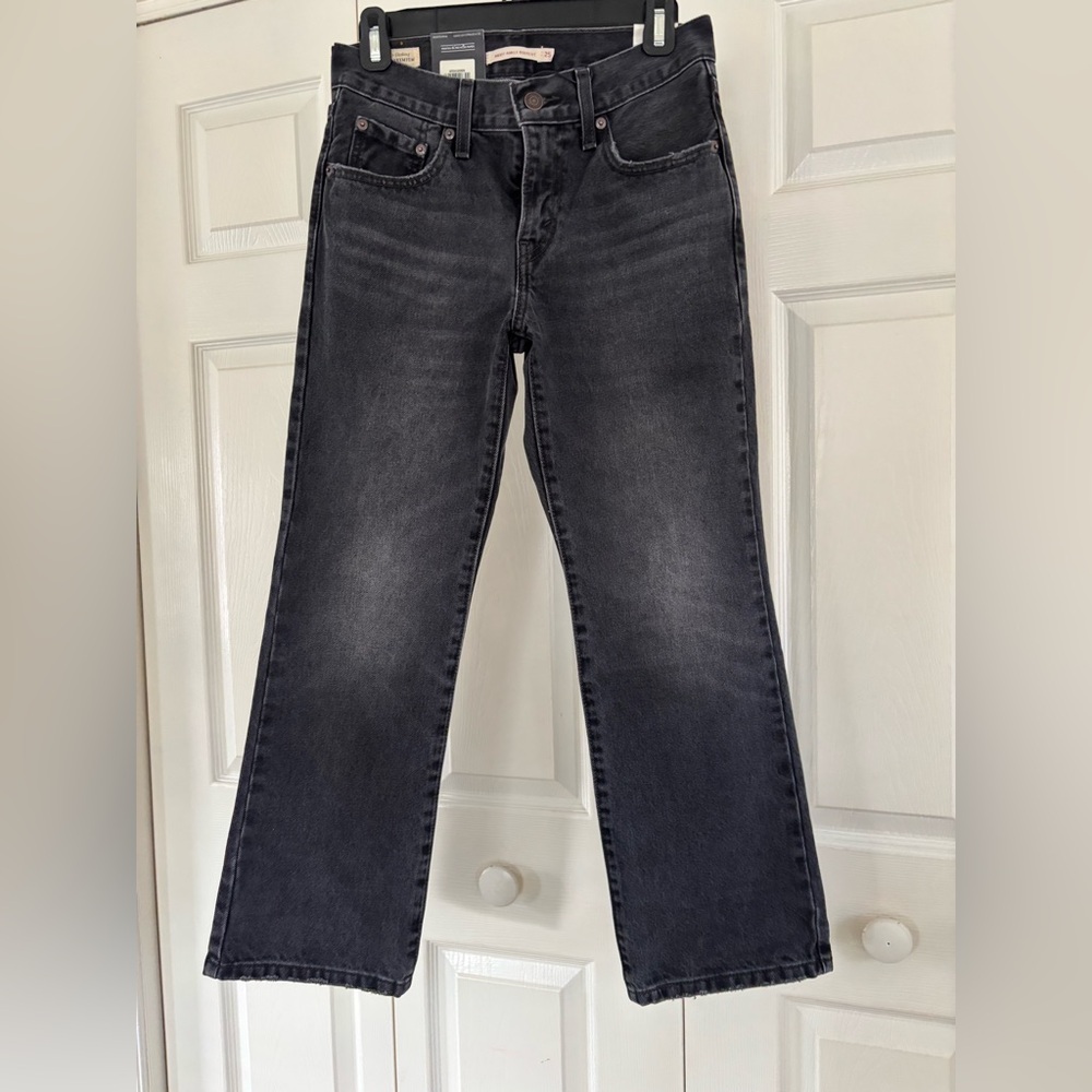 NWT Levi’s Mid Rise Ankle Bootcut Womens’ Jeans